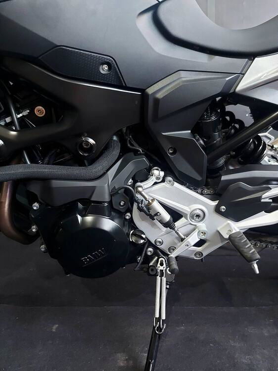 Bmw F 900 R (2021 - 24) (5)