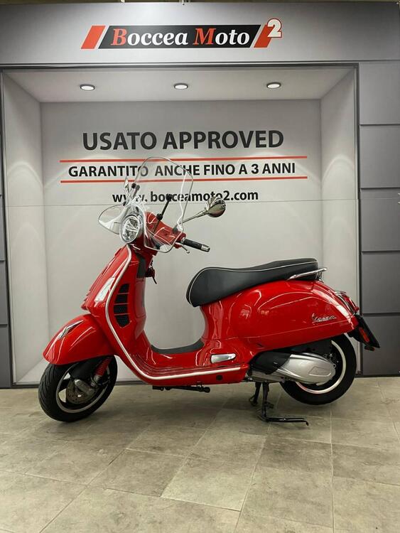 Vespa GTS 300 (2023 - 24)