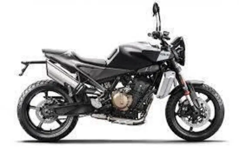 Husqvarna Svartpilen 801 (2024 - 26)