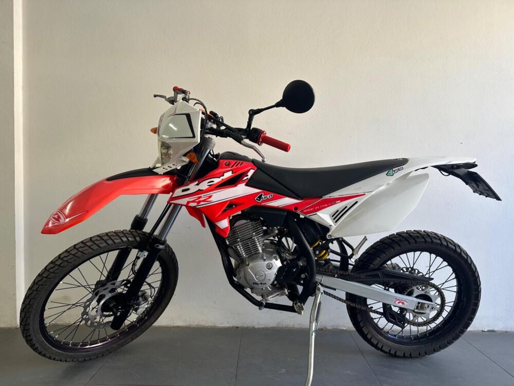 Betamotor RR 125 4T Enduro AC (2016) (2)