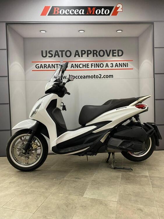 Piaggio Beverly 300 Hpe (2021)