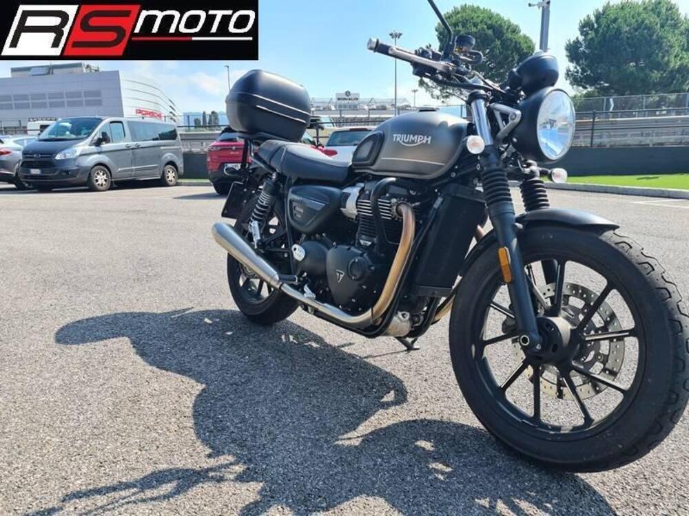 Triumph Street Twin 900 (2021 - 22) (3)