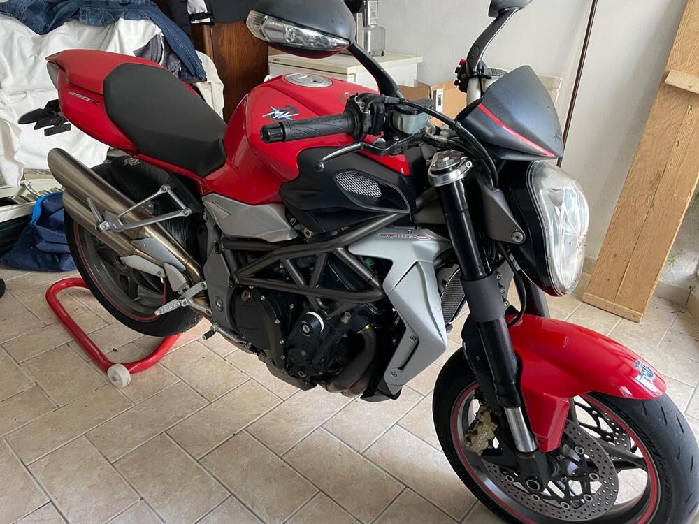 MV Agusta Brutale 990 R (2009 - 12) (3)