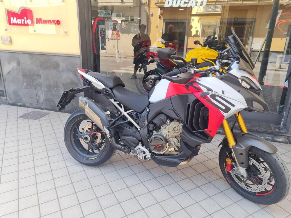 Ducati Multistrada V4 RS (2024)