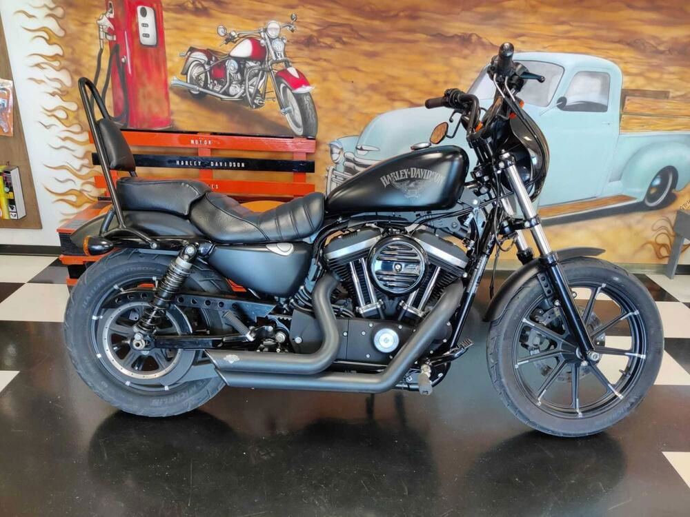 Harley-Davidson 883 Iron (2014 - 16) - XL 883N