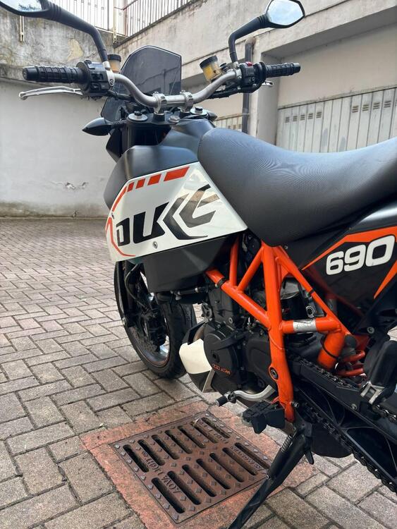 KTM 690 Duke R (2010 - 15) (4)