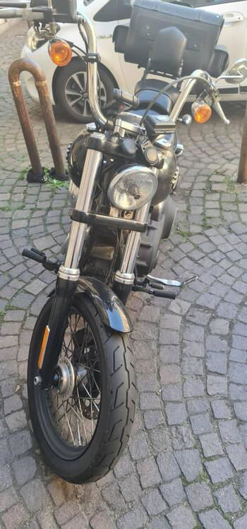 Harley-Davidson 1690 Street Bob Special (2015 - 16) - FXDB (2)