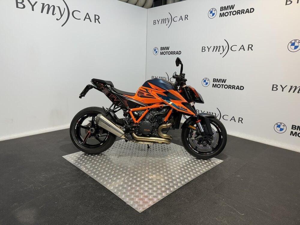 KTM 1290 Super Duke R (2021)