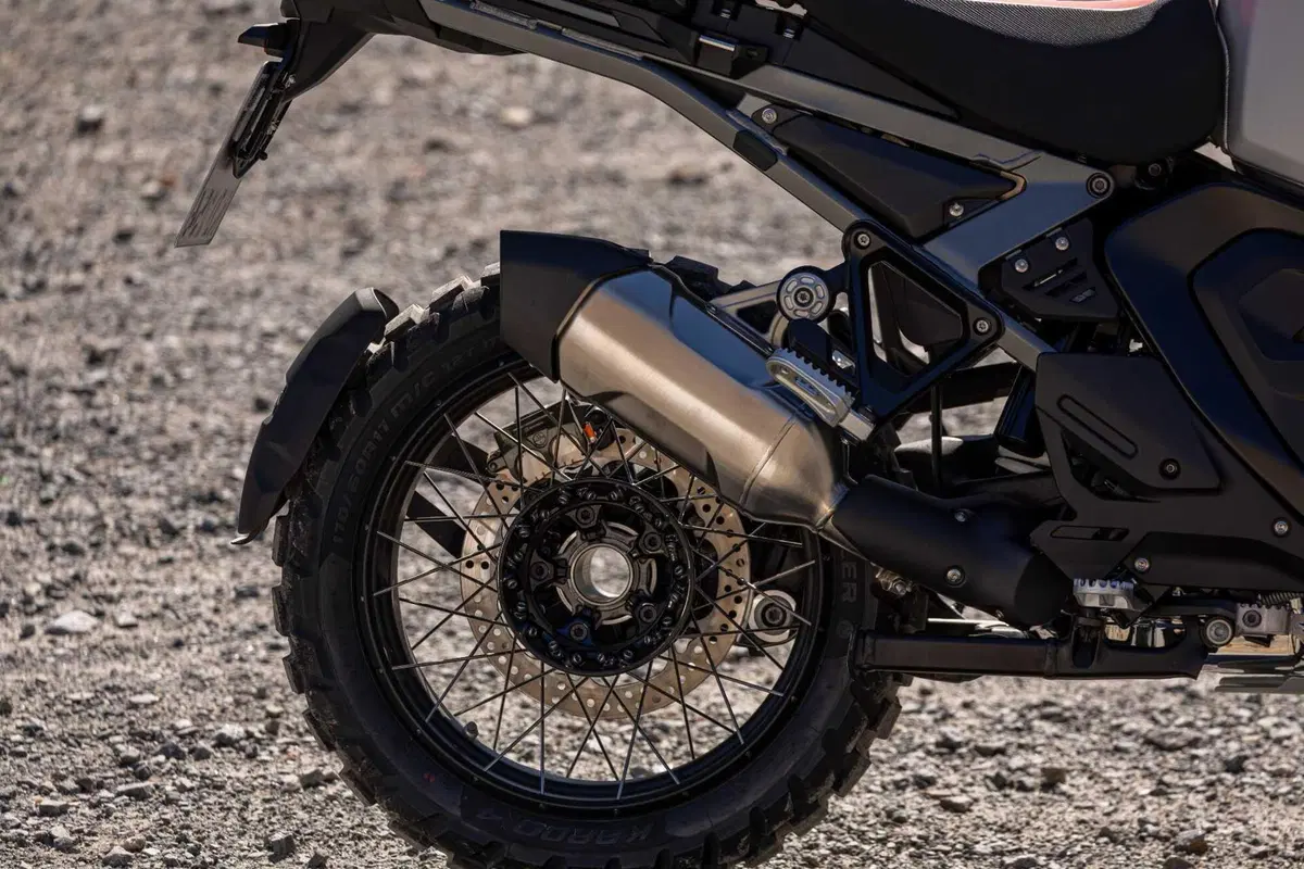 Eccola! Nuova BMW R 1300 GS Adventure [GALLERY] (20)
