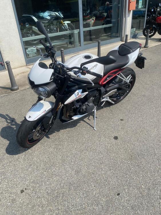 Triumph Street Triple R (2017 - 20) (2)