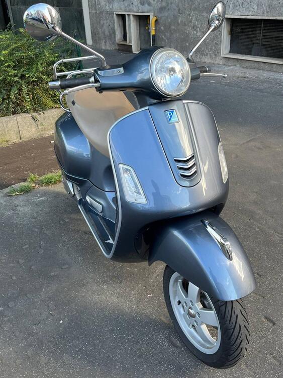 Vespa GTS 300 ABS (2014 - 16) (3)