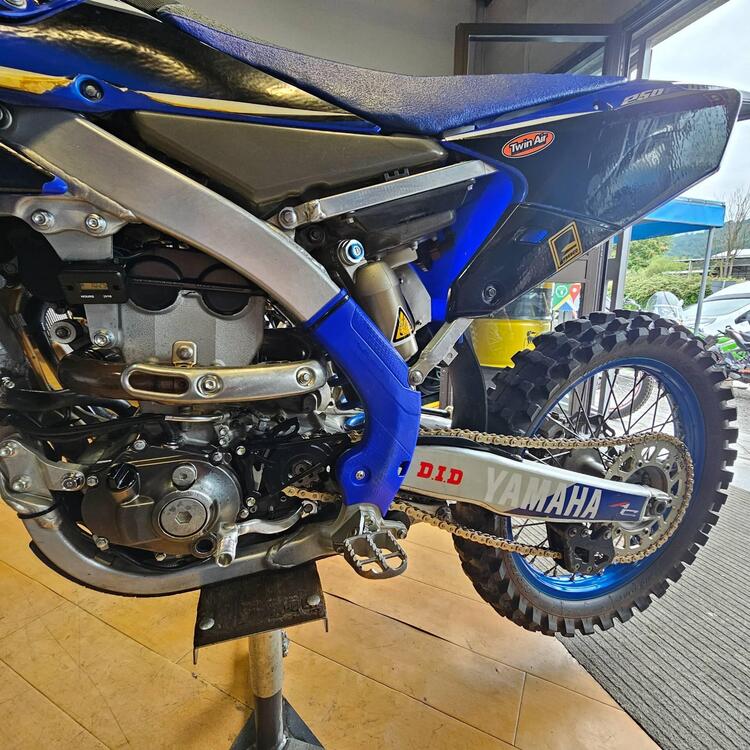 Yamaha YZ 250 F (2017) (4)