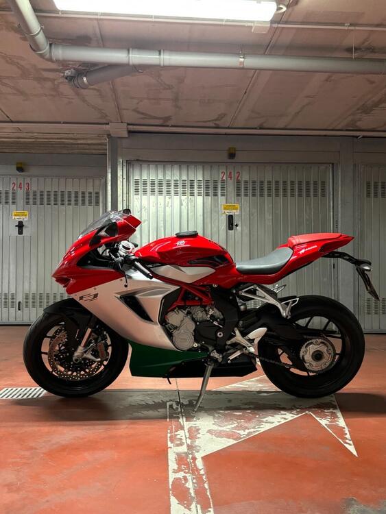 MV Agusta F3 800 EAS ABS (2013 - 17) (5)