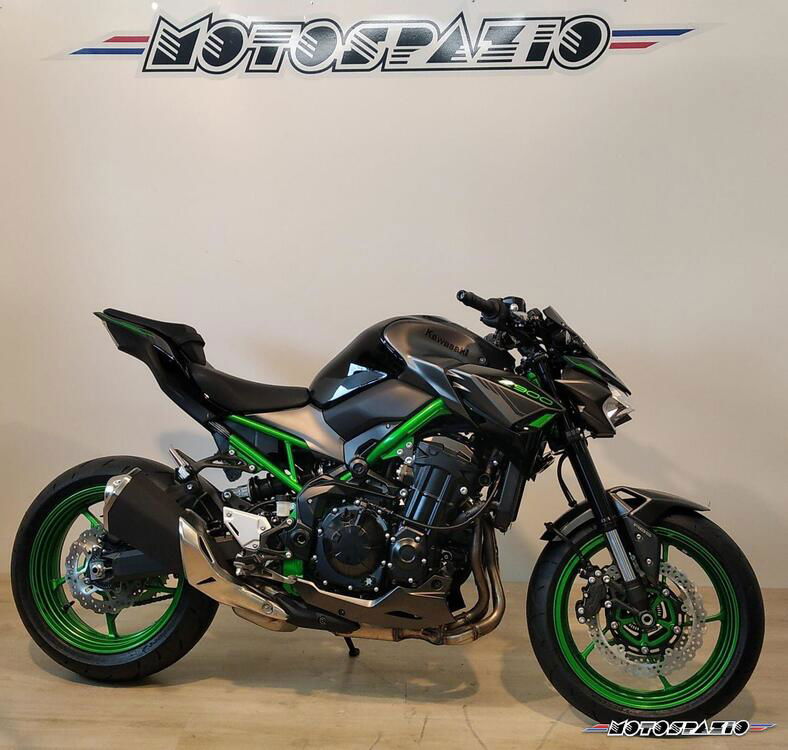 Kawasaki Z 900 A2 (2021 - 24) (2)