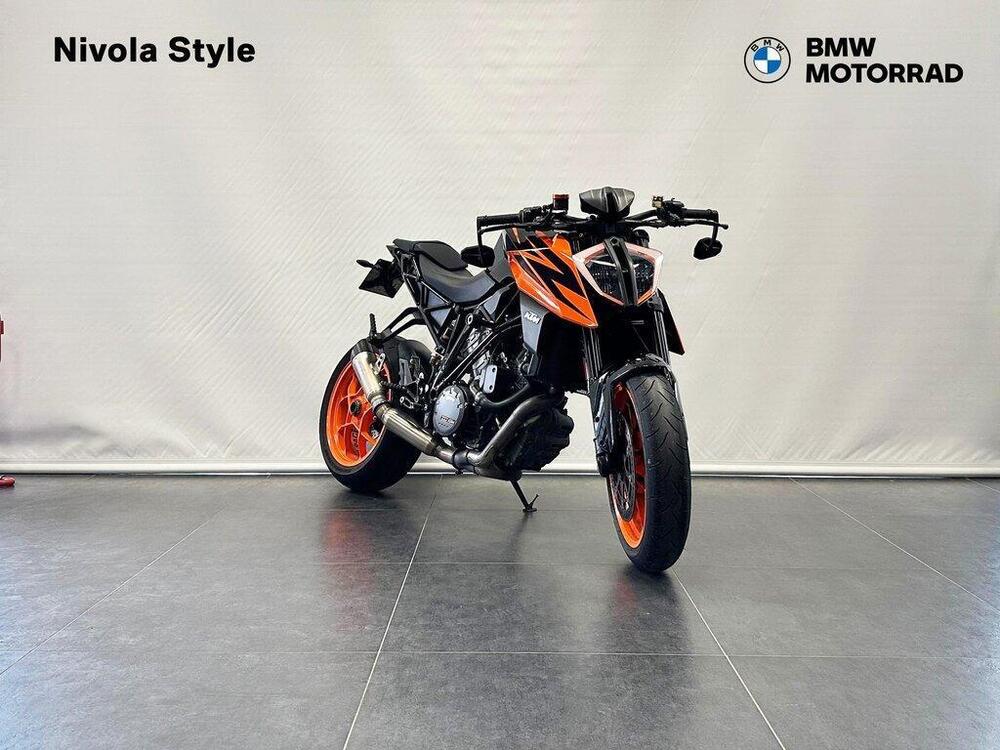 KTM 1290 Super Duke R (2019) (2)