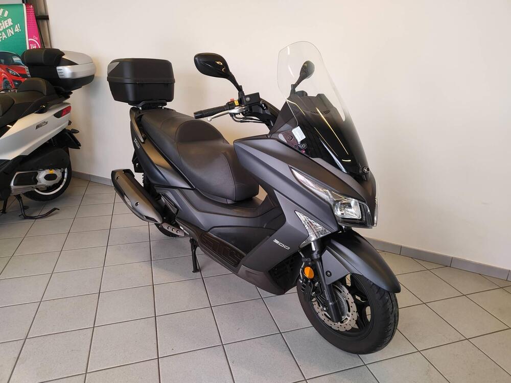 Kymco X-Town 300i ABS (2016 - 20) (3)