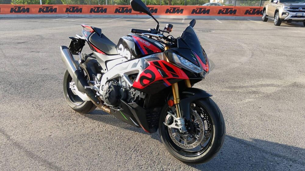 Aprilia Tuono 1100 V4 Factory (2021 - 24) (3)