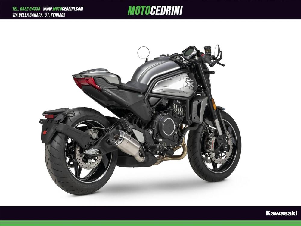 CFMOTO 700CL-X Sport (2022 - 24) (4)