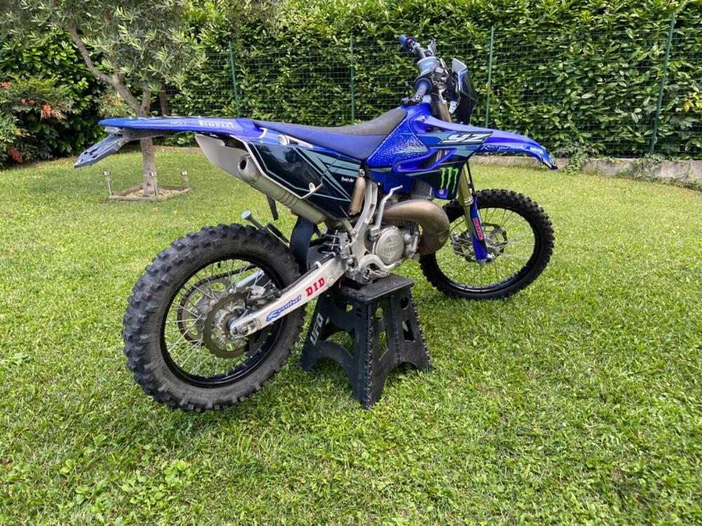 Yamaha YZ 250 (2016) (2)