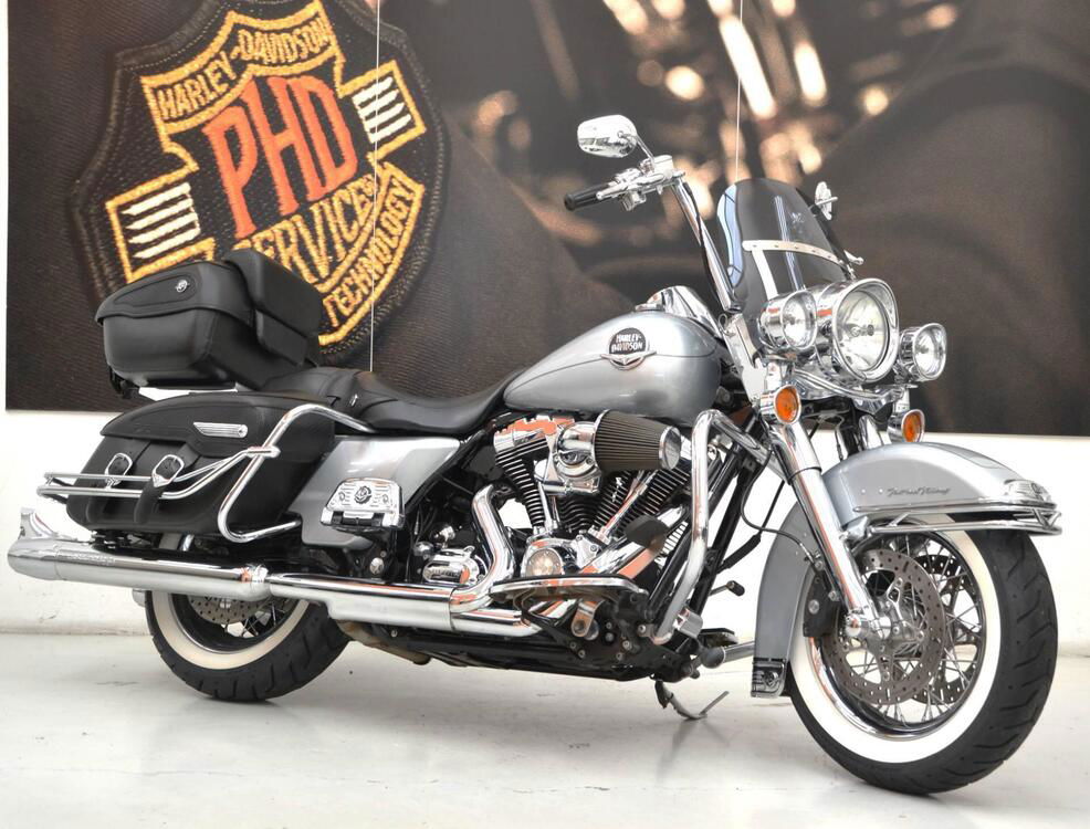 Harley-Davidson 1584 Road King Classic (2007 - 11) - FLHRCI (2)