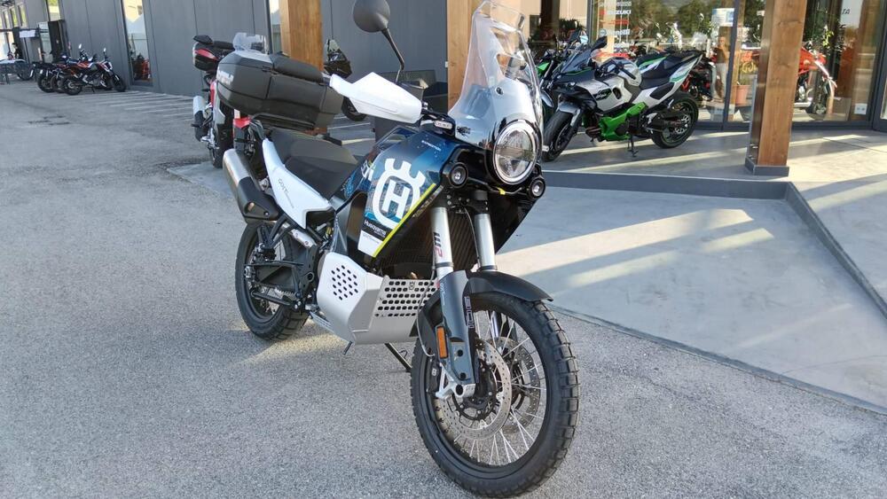 Husqvarna Norden 901 Expedition (2023 - 24) (2)