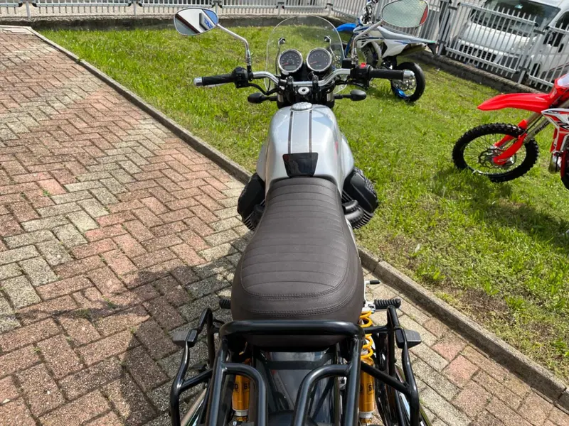Moto Guzzi V7 III Special (2017 - 20) (12)