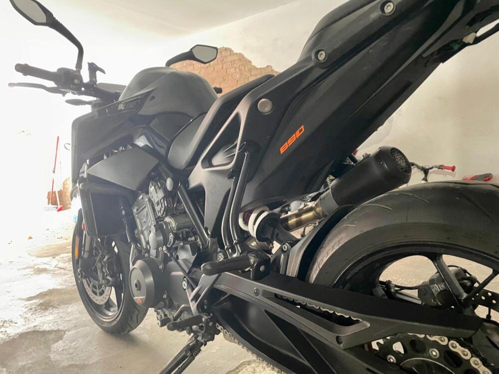 KTM 890 Duke (2021 - 23) (4)