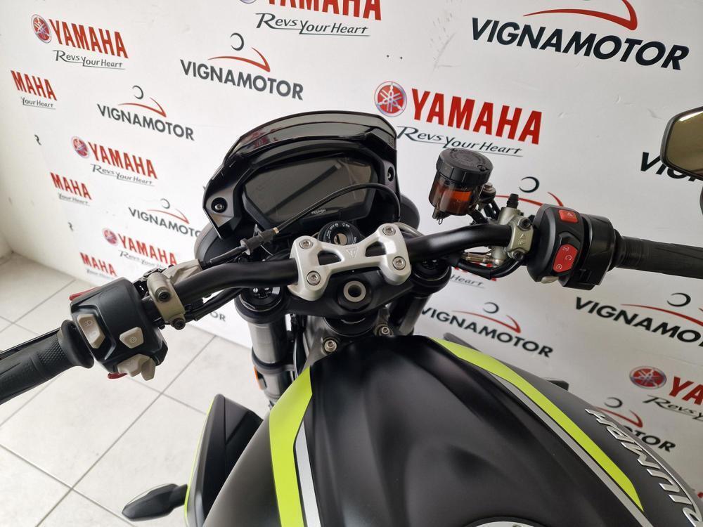 Triumph Street Triple RS (2020 - 22) (2)