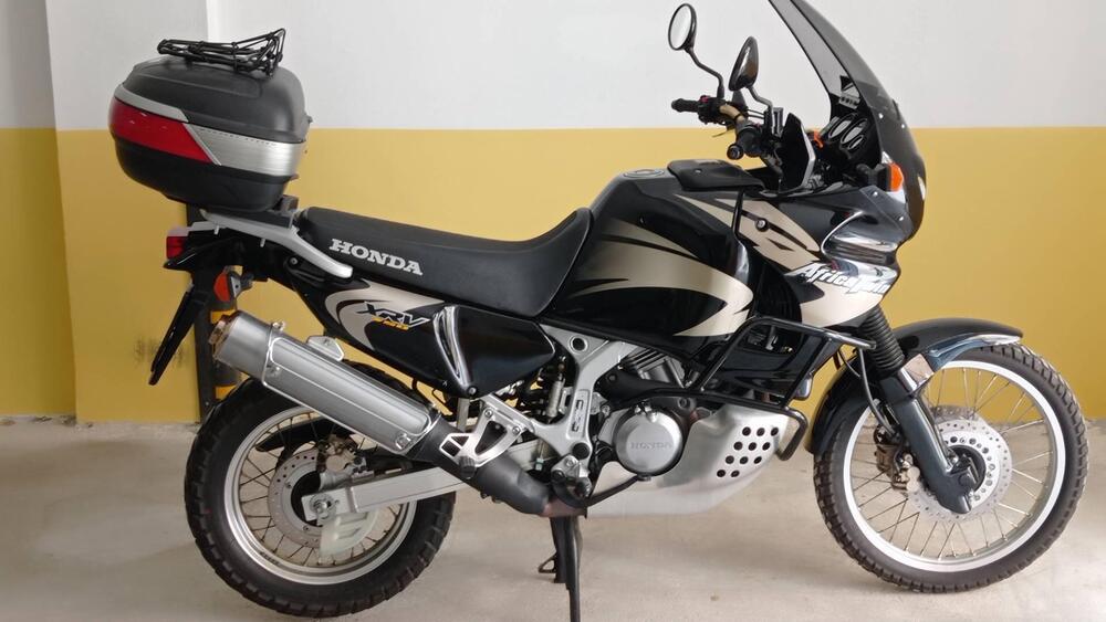 Honda Africa twin XRV 750 RD07 (4)