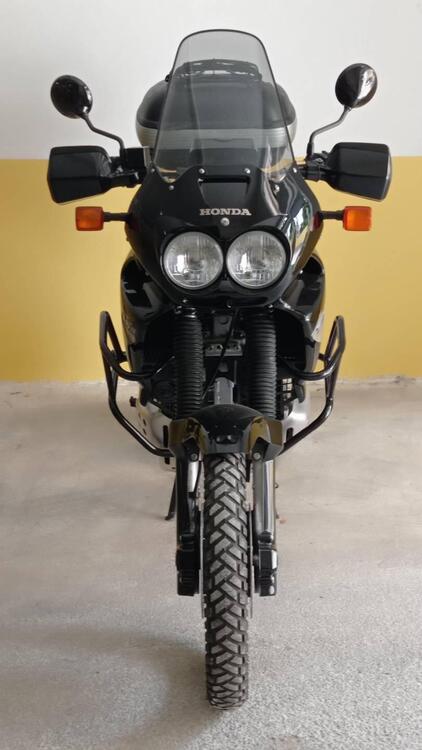 Honda Africa twin XRV 750 RD07 (3)