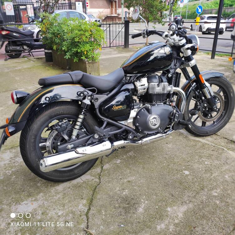 Royal Enfield Super Meteor 650 (2023 - 24) (5)