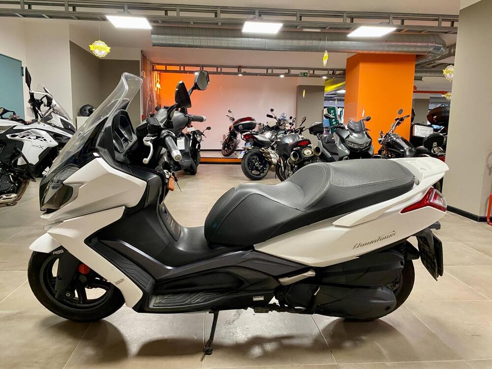 Kymco Downtown 350i ABS (2015 - 17) (4)