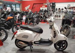 Vespa GTS 300 (2010 - 14) usata