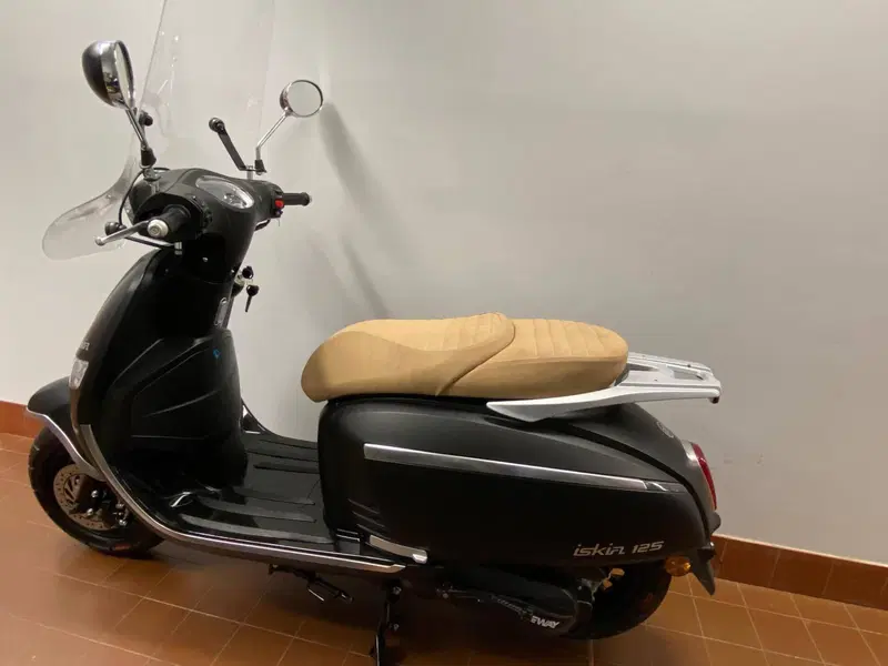 Keeway Motor Iskia 125 (2023 - 26) (4)