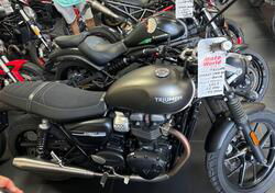 Triumph Street Twin 900 (2019 - 20) usata