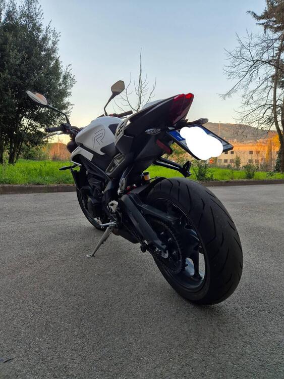 Triumph Street Triple R (2020 - 23) (3)