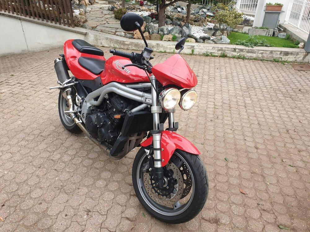 Triumph Speed Triple 955 (2002 - 04) (2)