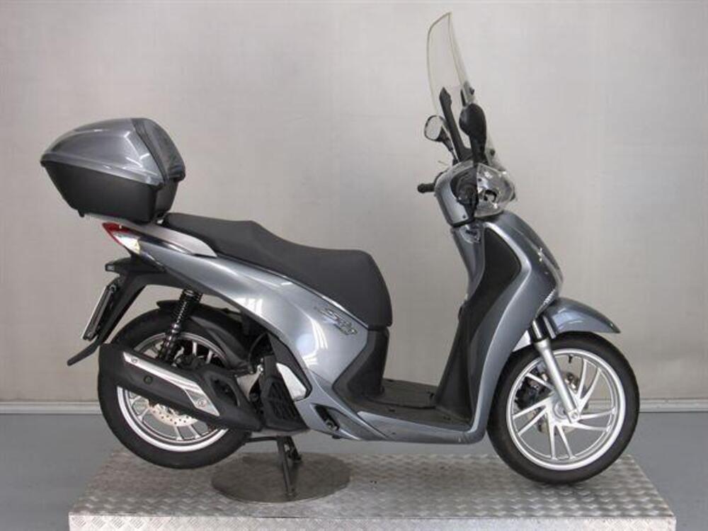 Honda SH 150 i ABS (2013 - 16)