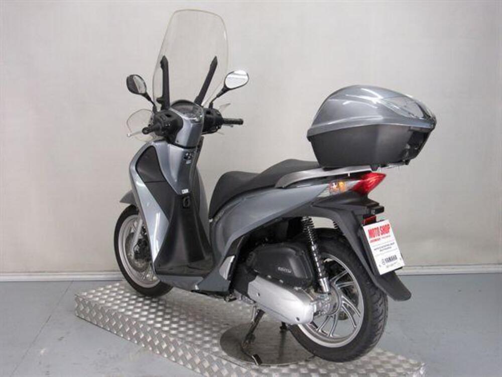 Honda SH 150 i ABS (2013 - 16) (5)