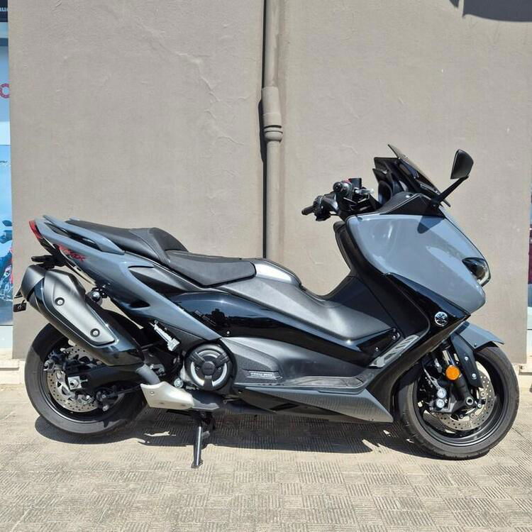 Yamaha T-Max 560 Tech Max (2021)