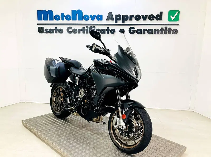 MV Agusta Turismo Veloce 800 Lusso SCS (2021 - 26) (5)