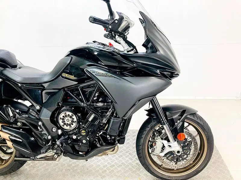 MV Agusta Turismo Veloce 800 Lusso SCS (2021 - 26) (10)
