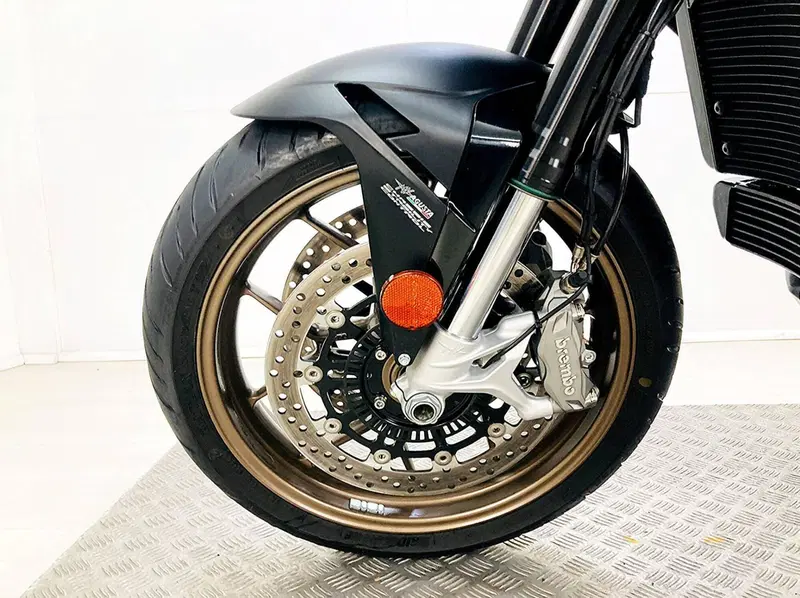 MV Agusta Turismo Veloce 800 Lusso SCS (2021 - 26) (15)