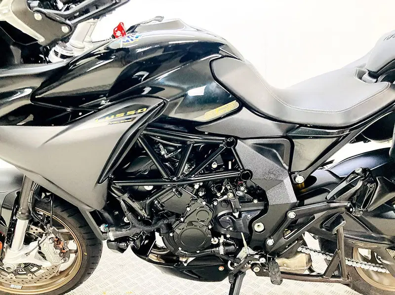 MV Agusta Turismo Veloce 800 Lusso SCS (2021 - 26) (16)