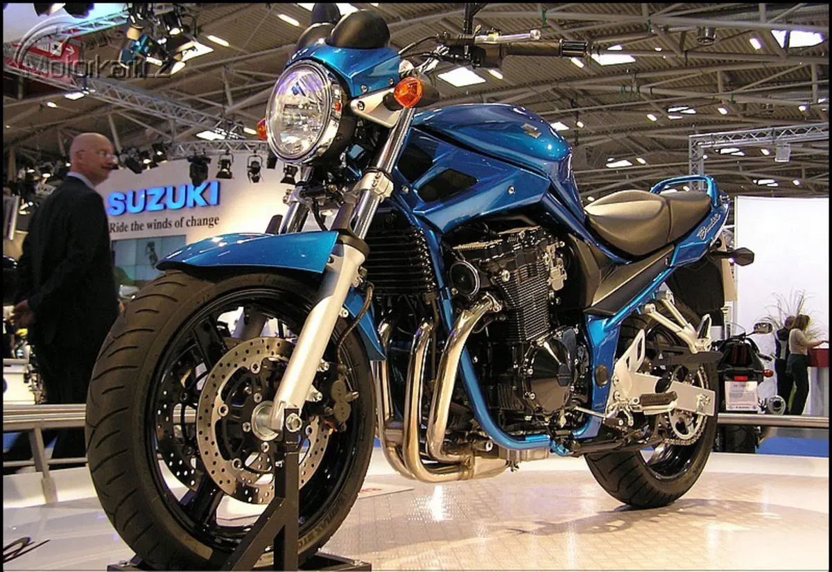 Intermot 2004: belle moto lassù a Monaco  (100)