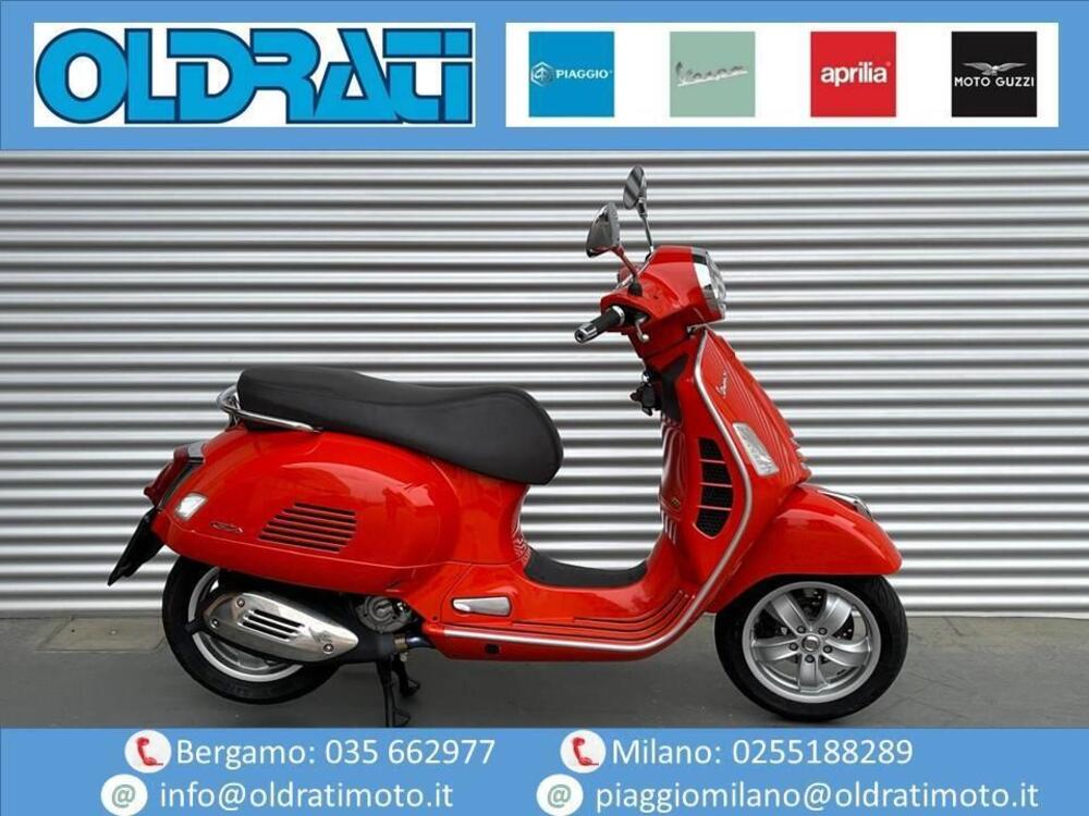 Vespa GTS 300 Hpe (2021 - 22)