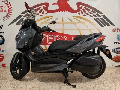 Yamaha X-Max 300 Tech Max (2021 - 24) usata