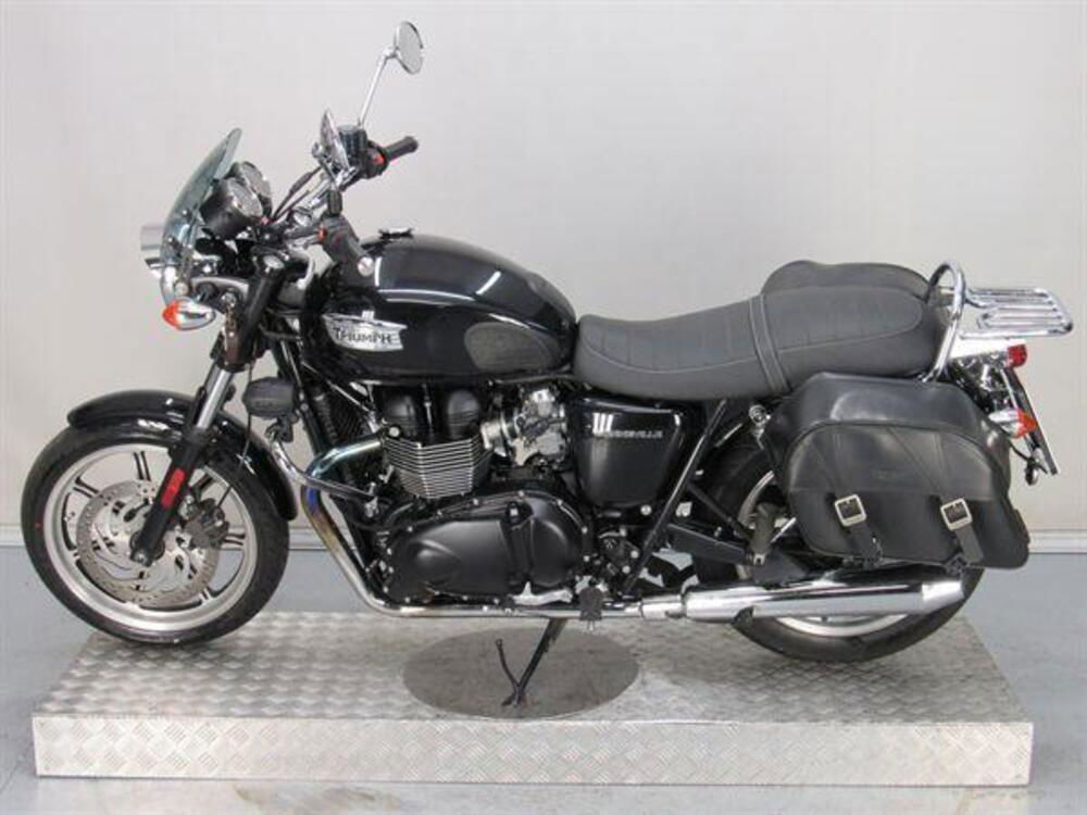 Triumph Bonneville T100 SE (2014) (3)