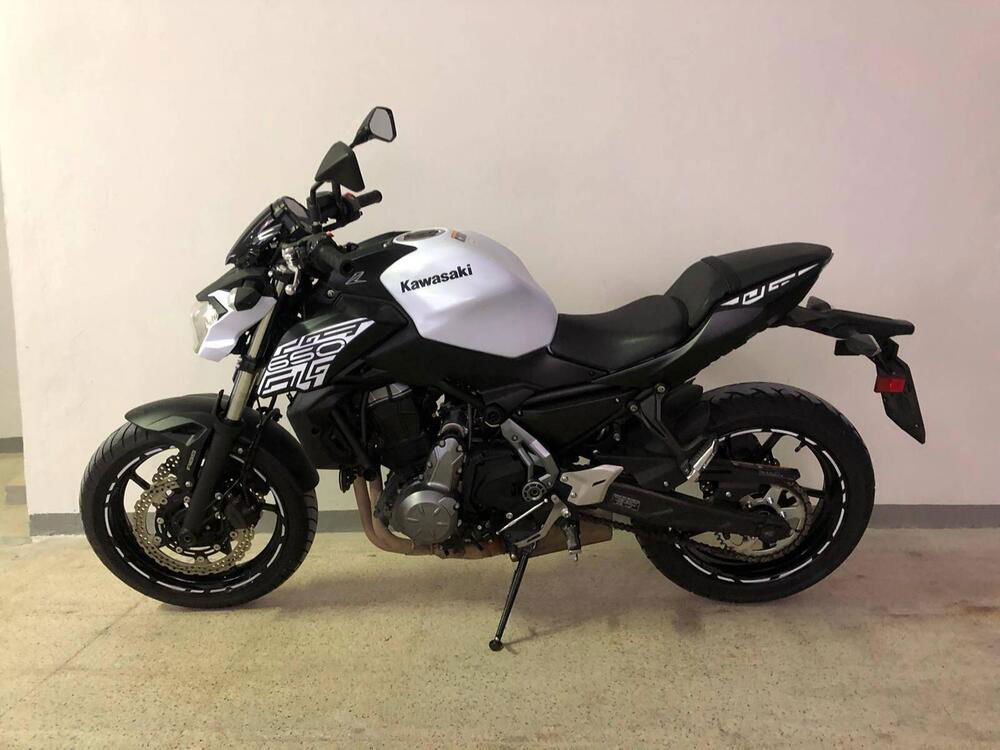 Kawasaki Z 650 (2017 - 19) (2)