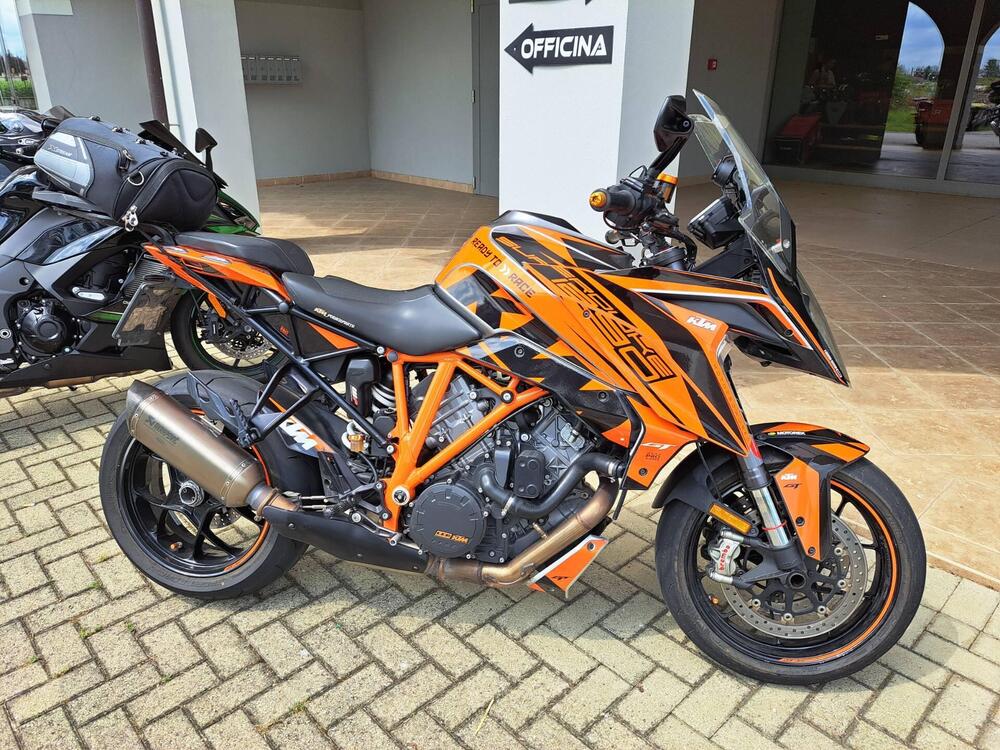 KTM 1290 Super Duke GT ABS (2016 - 18) (3)